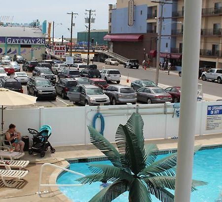 شمال وايلدوود Island Breeze Motel المظهر الخارجي الصورة